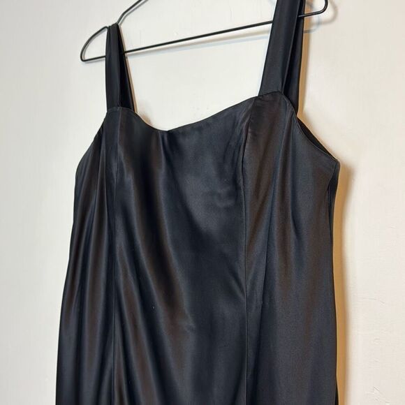 Victoria Royal Black Silk Vintage Dress 16 - Picture 3 of 7